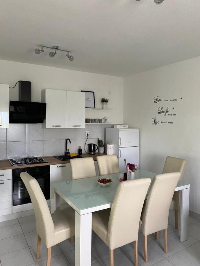 Holiday House Ana Skradin Buitenkant foto